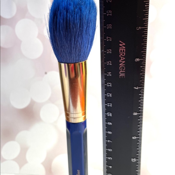 Christian Dior large powder brush. Authentic.REDUCE PRICE $12 - Picture 3 of 6